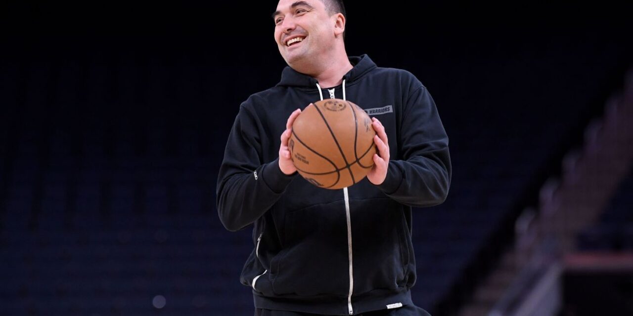 El asistente de los Warriors, Dejan Milojevic, en el hospital;  Se pospone el partido de Jazz