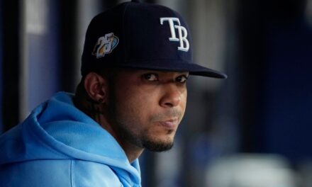El campocorto de los Rays, Wander Franco, se enfrenta al juez mientras los funcionarios lo acusan de tener relaciones sexuales con una niña de 14 años.