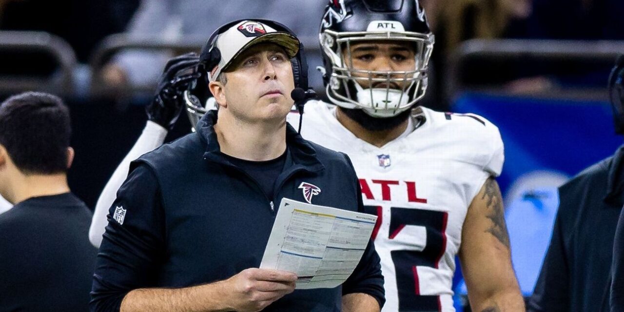 El entrenador de los Falcons está molesto después de que los Saints anularan el juego del entrenador y anotaran un TD tardío