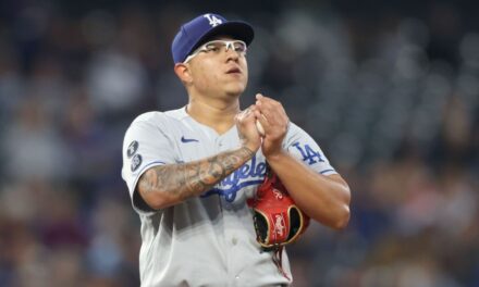 El ex Dodger Julio Urías no enfrentará cargos por delitos graves, dice el fiscal