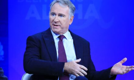 El fondo de cobertura Citadel de Ken Griffin registra rentabilidades de dos dígitos en 2023, pero va por detrás del mercado en general