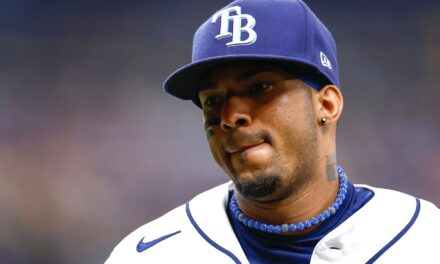 El grandeliga dominicano Wander Franco sigue bajo arresto en República Dominicana – Telemundo