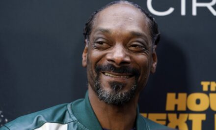 El rapero Snoop Dogg sorprende a todos con su nuevo trabajo (+Chisme)
