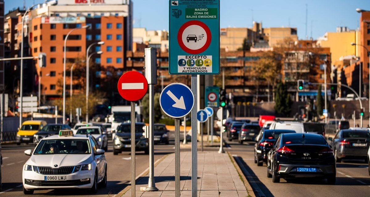 Entra en vigor la prohibición de circular por Madrid capital para vehículos sin etiqueta no empadronados |  Madrid |  España