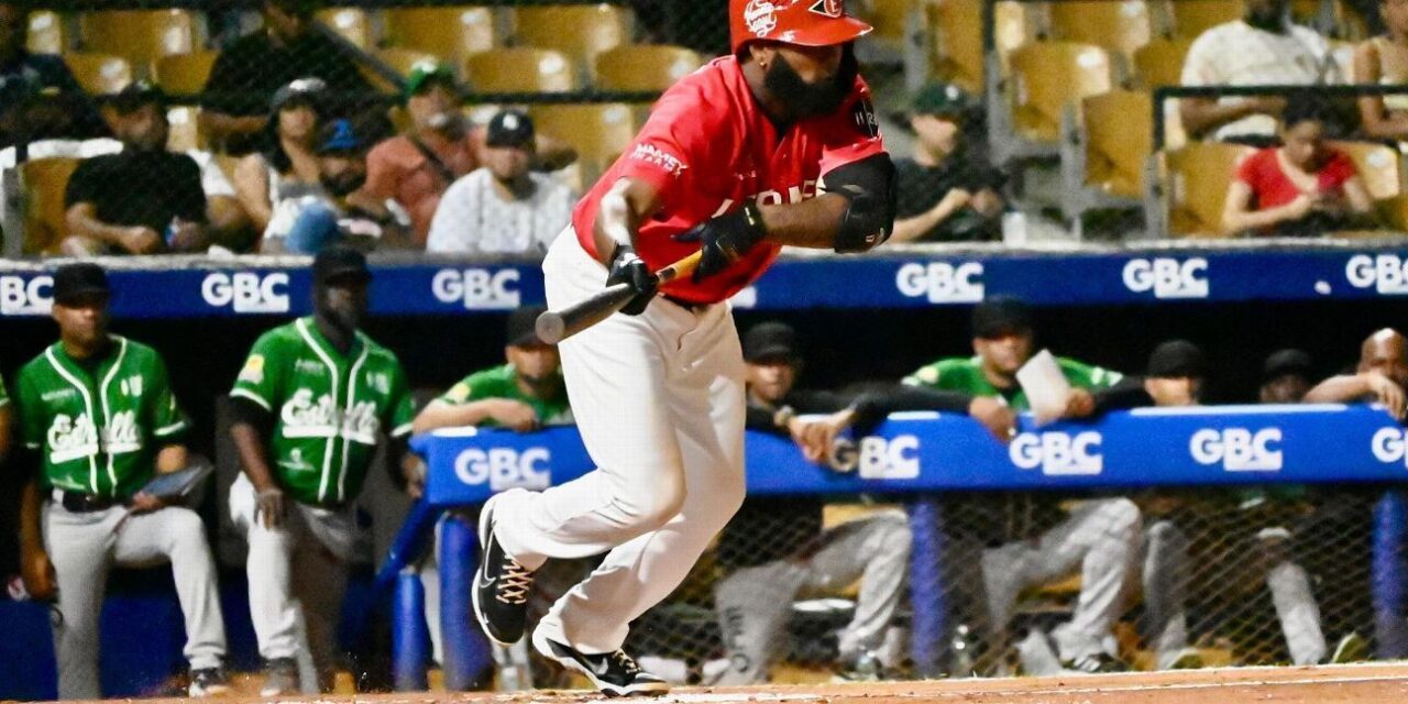 Estrellas, a la cima en semifinales de Dominicana