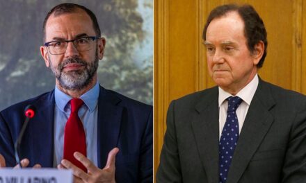 Felipe VI releva a Alfonsín y nombra al diplomático Villarino jefe de la Casa del Rey |  España