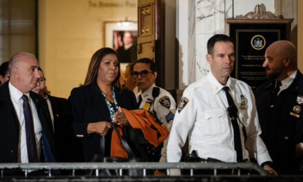Fiscal General de Nueva York pide 370 millones de dólares a Trump tras juicio por fraude civil