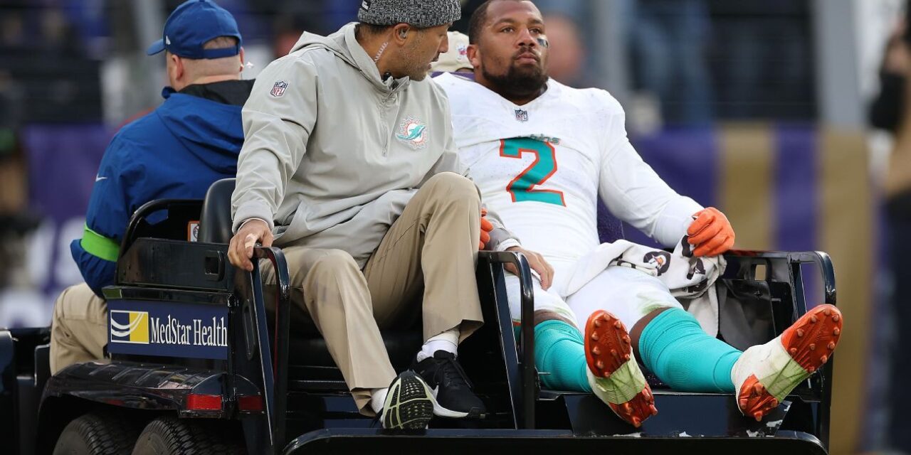 Los Dolphins pierden al cazamariscales Bradley Chubb por rotura del ligamento anterior cruzado