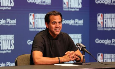Fuentes: Heat extiende a Erik Spoelstra con contrato récord de 8 años y $120 millones