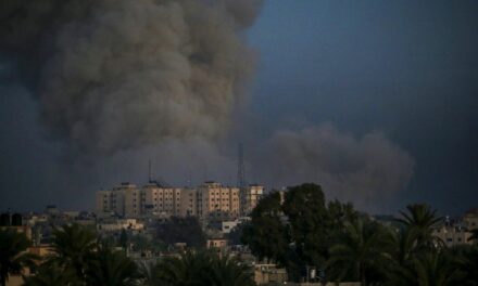 Guerra entre Israel y Gaza, en directo |  Hezbolá lanza 62 misiles contra una base israelí como “respuesta preliminar” a la muerte en Beirut del número dos de Hamás |  internacional