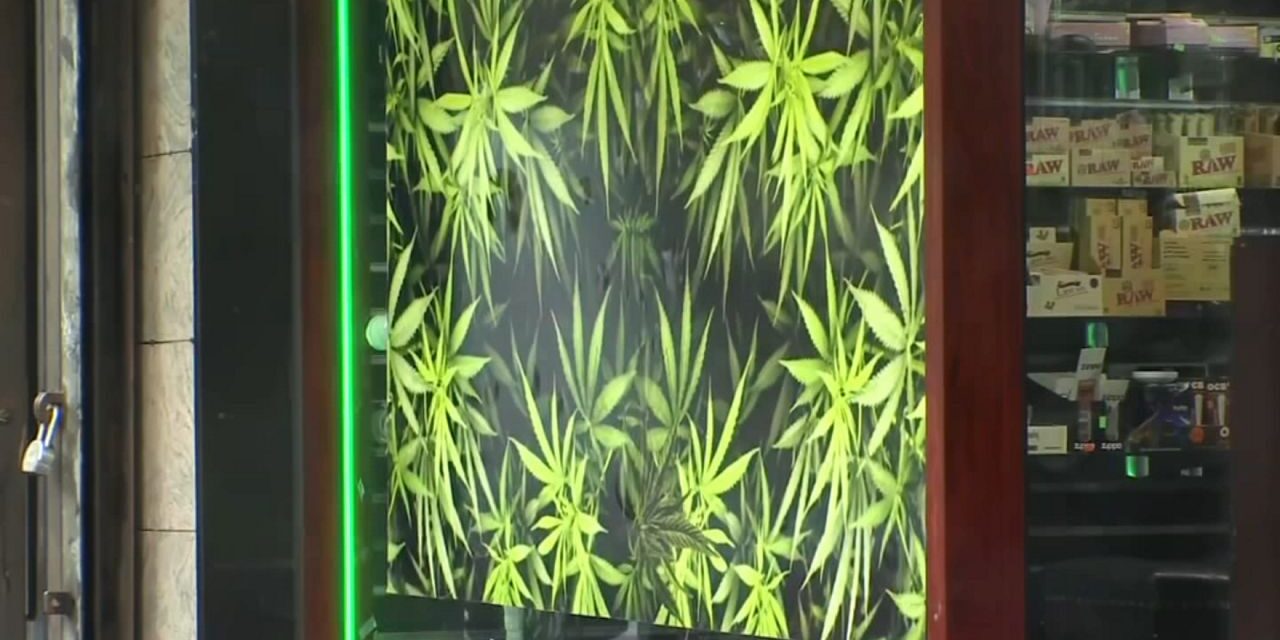 Hochul propone más poderes de control del cannabis para las ciudades