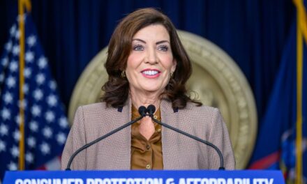 Hochul se prepara para una sesión contenciosa con la Legislatura