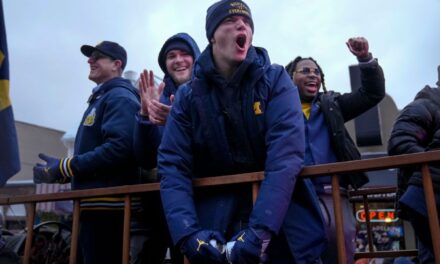 JJ McCarthy de Michigan anunciará la decisión del draft de la NFL el domingo