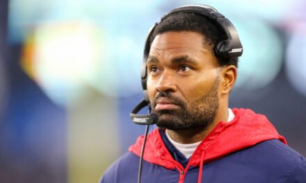 Jerod Mayo contratado para reemplazar a Bill Belichick como entrenador de los Patriots