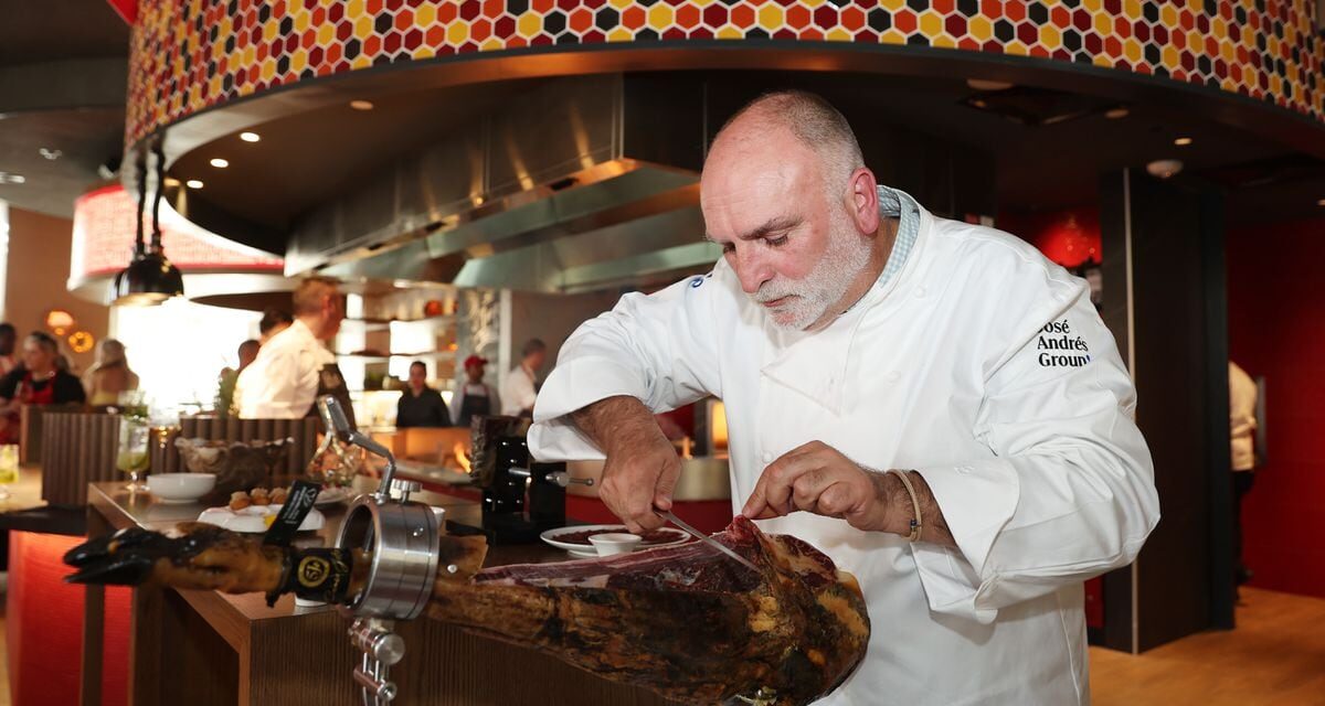 José Andrés se lanza a buscar inversores para uno de sus restaurantes desde 500 dólares |  Economía