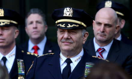 Joseph Esposito, antiguo jefe de la policía de Nueva York, ha muerto a los 73 años