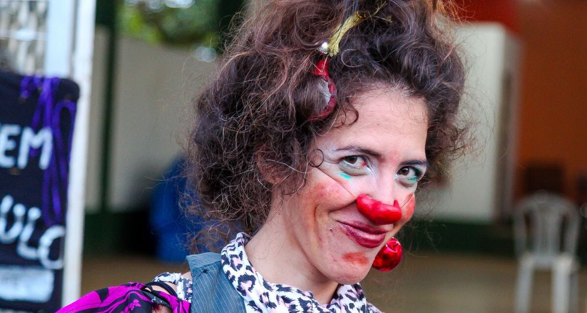 Julieta Hernández: El cruel feminicidio de una payasa itinerante y la onda expansiva que ha causado en Brasil
