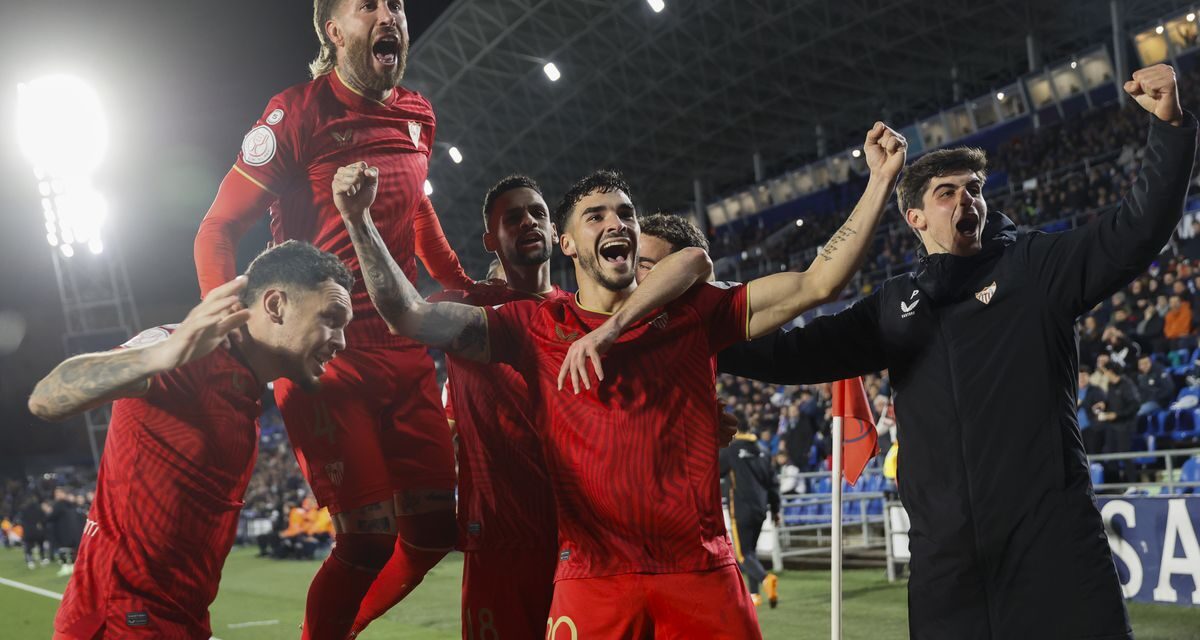La Copa le da la felicidad al Sevilla |  Fútbol |  Deportes