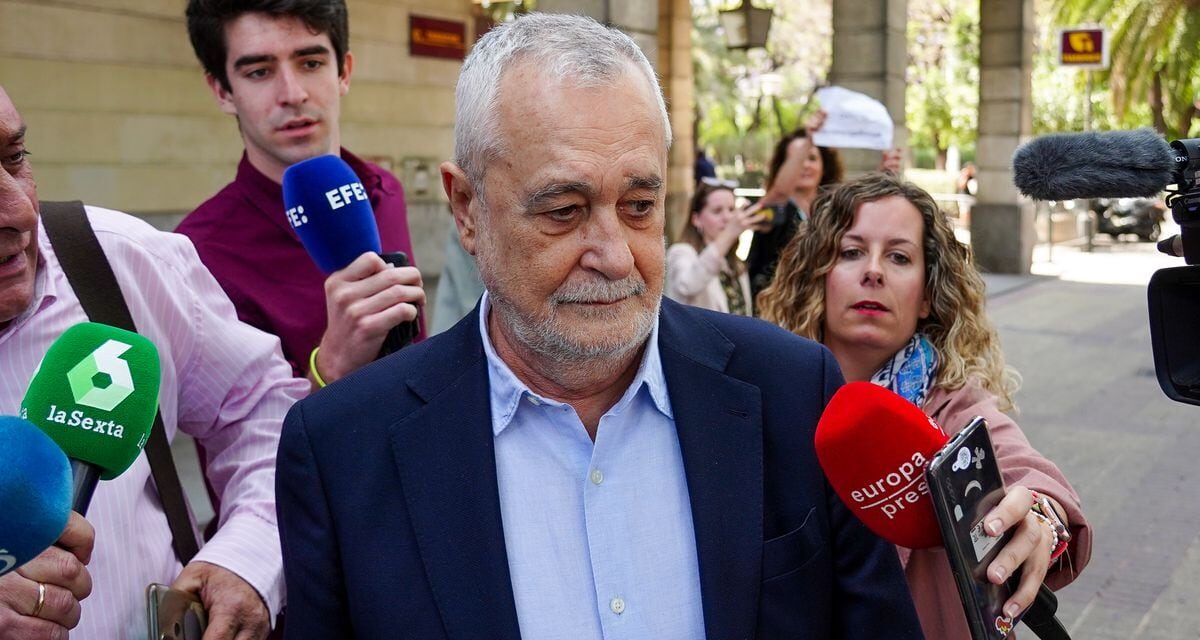 La Fiscalía pide mantener las condenas por malversación en el 'caso de los ERE' pero revisar las impuestas por prevaricación |  España
