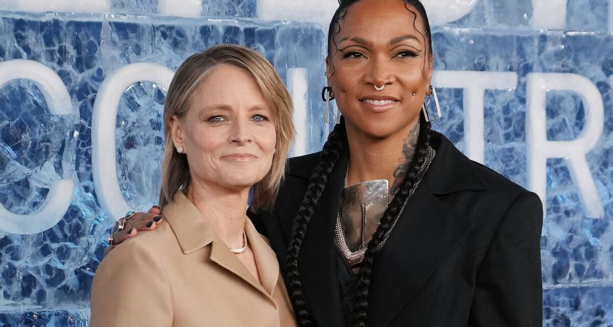 La campaña de odio machista contra la nueva temporada de 'True Detective': “Hay demasiadas mujeres con poder” |  ICONO