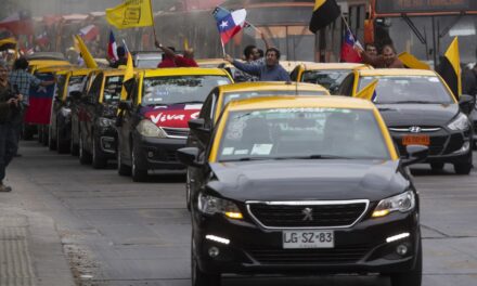 La 'ley Uber' enciende a los conductores en Chile |  Negocios