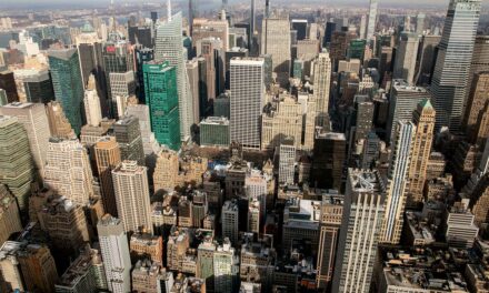 La mayoría de los neoyorquinos apoyan aumentar los impuestos a los ricos