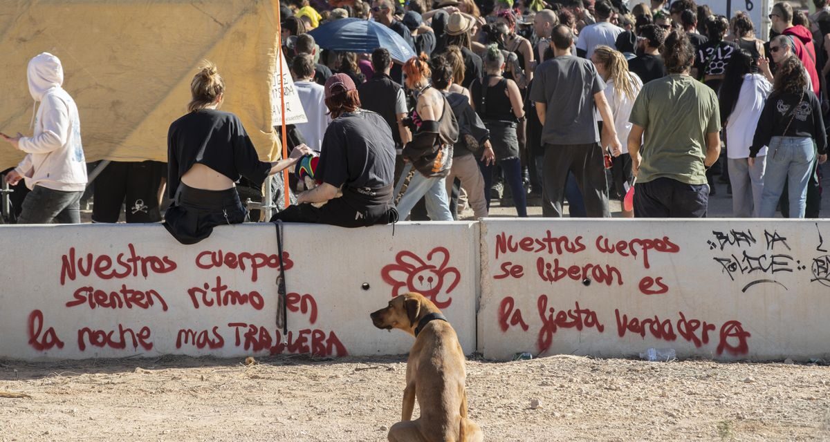 La 'rave' ilegal de Fuente Álamo termina tras cinco días de fiesta |  España