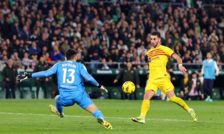 La valentía avala al Barça en el Villamarín |  Fútbol |  Deportes