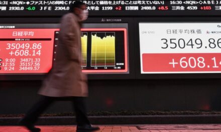 Las acciones en Japón e India alcanzan máximos históricos;  Los mercados estadounidenses reabrirán el martes
