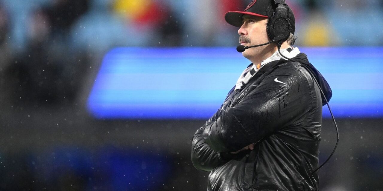 Los Atlanta Falcons despiden a Arthur Smith tras una temporada de 7-10