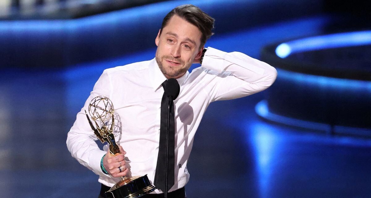 Los Emmy retrasados ​​de 2023 coronan a 'Succession' y 'The Bear' como mejores series del pasado año |  Televisión
