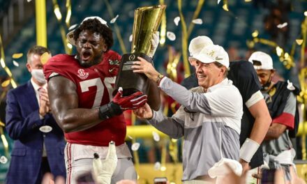 Los números muestran que Nick Saban es el mejor entrenador de fútbol universitario de todos los tiempos