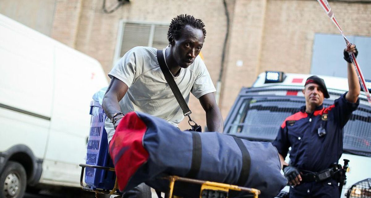 Los sindicatos policiales rechazan de plano la cesión de las competencias de inmigración a Cataluña |  España