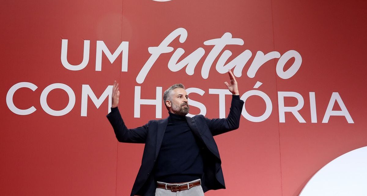 Los socialistas de Portugal encumbran a una nueva generación para cerrar el trauma de la dimisión de Costa |  internacional