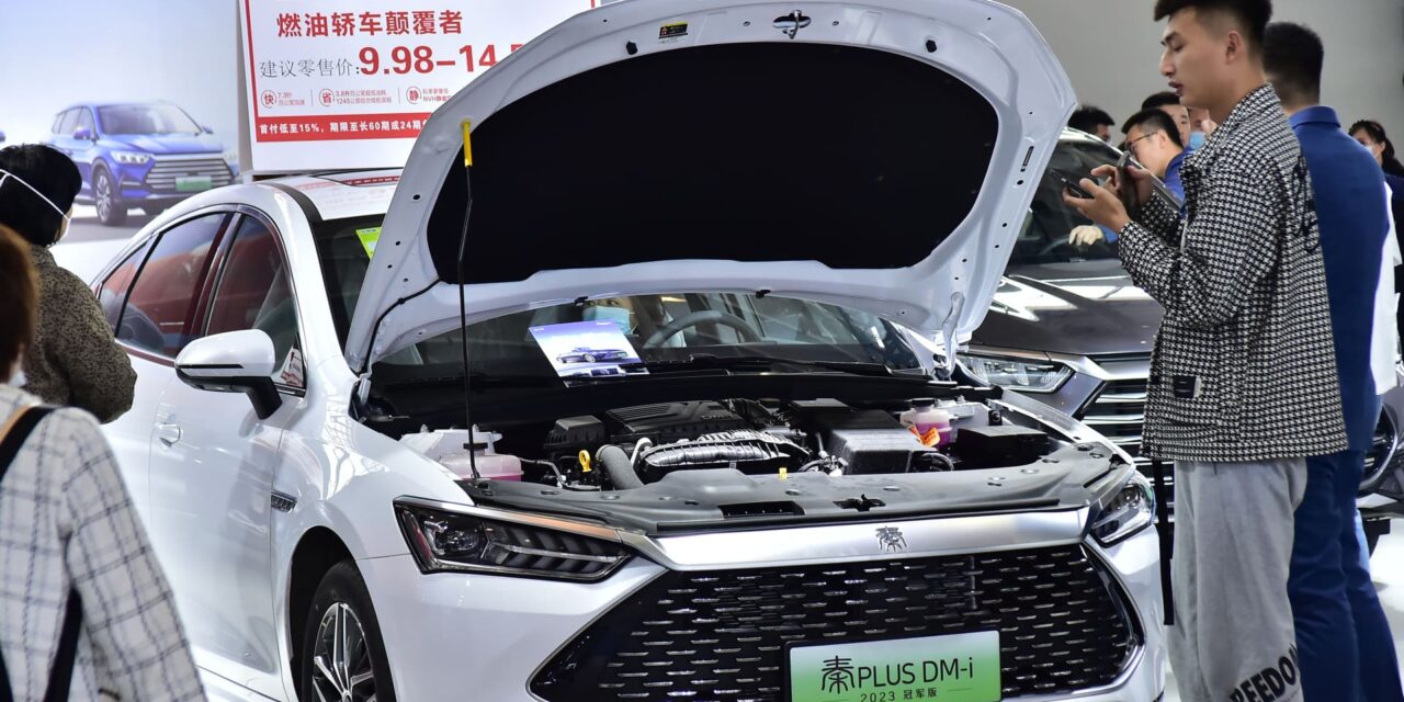 Los vehículos eléctricos más vendidos de BYD en China, incluido uno que supera al Modelo Y de Tesla
