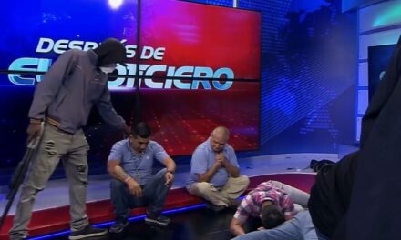 Media hora de terror en el plató: “Es muy fácil matar a los periodistas en Ecuador, demasiado fácil”
