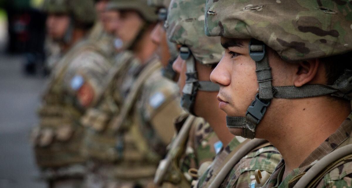 Milei barre a 22 generales del Ejército en la mayor renovación militar en 20 años