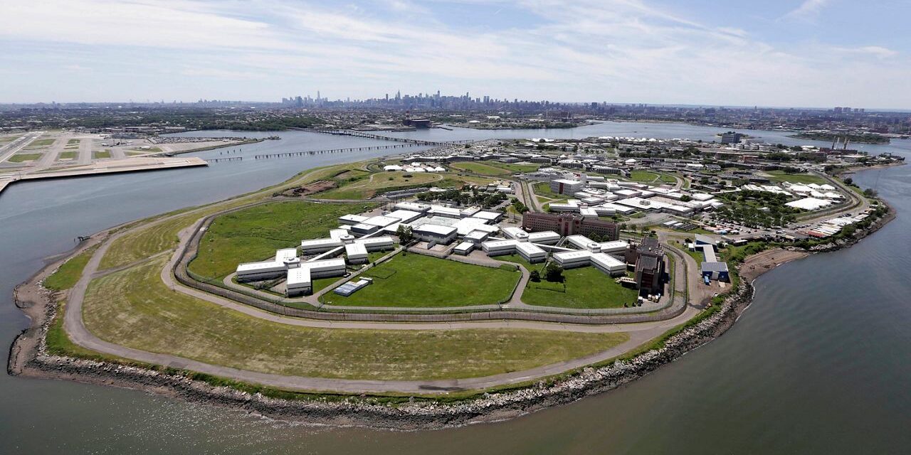 Muere un recluso de Rikers, la segunda muerte en una cárcel de la ciudad en 2024