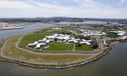 Muere un recluso de Rikers, la segunda muerte en una cárcel de la ciudad en 2024