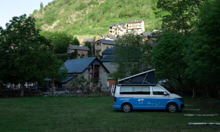 Muere una escalera navarro tras caer 200 metros en el Pirineo de Huesca |  España
