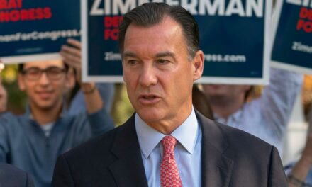 Se calienta la carrera electoral especial entre Suozzi y Pilip