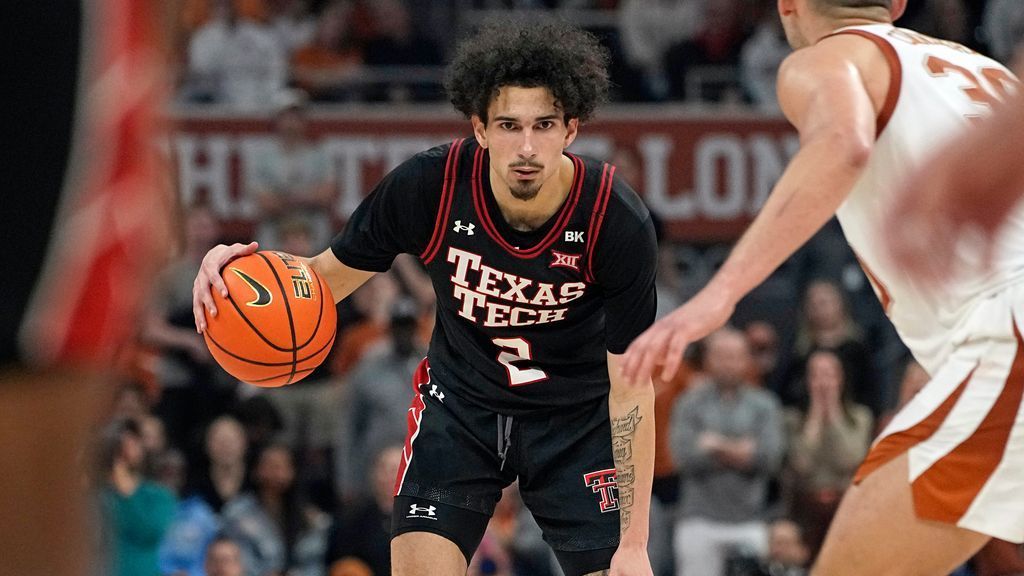 Pop Isaacs tiene 21 en la victoria de Texas Tech, un día después de la demanda civil
