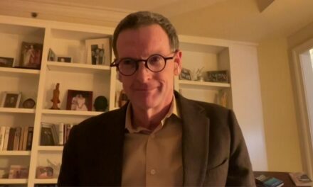 Profesor de derecho habla sobre demanda contra empresas de autobuses