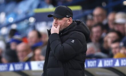 Rooney es despedido por el Birmingham tras una desastrosa racha de 15 partidos