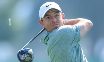 Rory McIlroy abre con 62 sin bogeys y lidera el Dubai Invitational