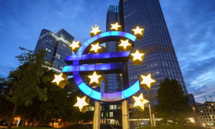 S&P estima que el BCE llevará a cabo tres bajas de tipos de 0,25 puntos en 2024 para moderar la ola inflacionista |  Economía