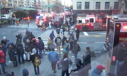 Tren del metro se descarrila en Upper West Side, dice MTA