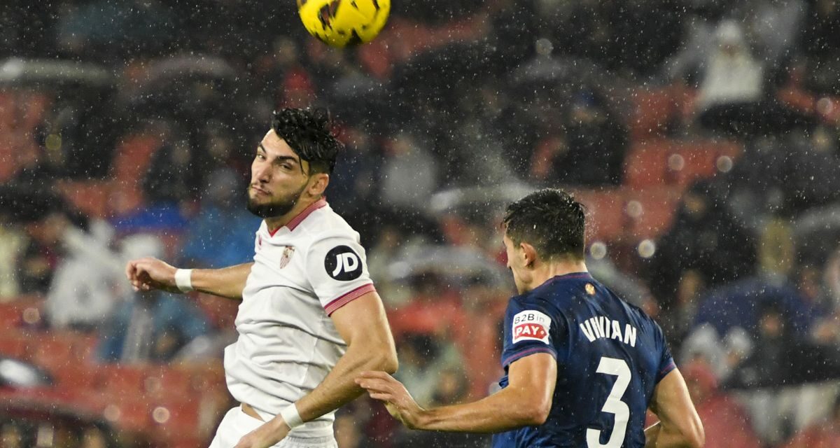Un Athletic de Champions ahonda la crisis del Sevilla |  Fútbol |  Deportes