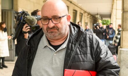 Un exchófer de la Junta de Andalucía ratifica que gastó en cocaína y fiestas parte de 900.000 euros de fondos públicos |  España