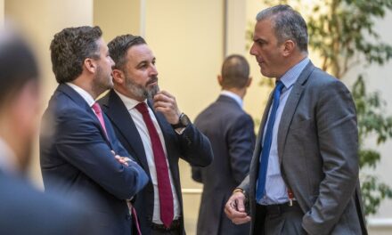 Vox: Abascal integra a Ortega Smith en su lista para dirigir Vox y se asegura no tenerlo como rival |  España
